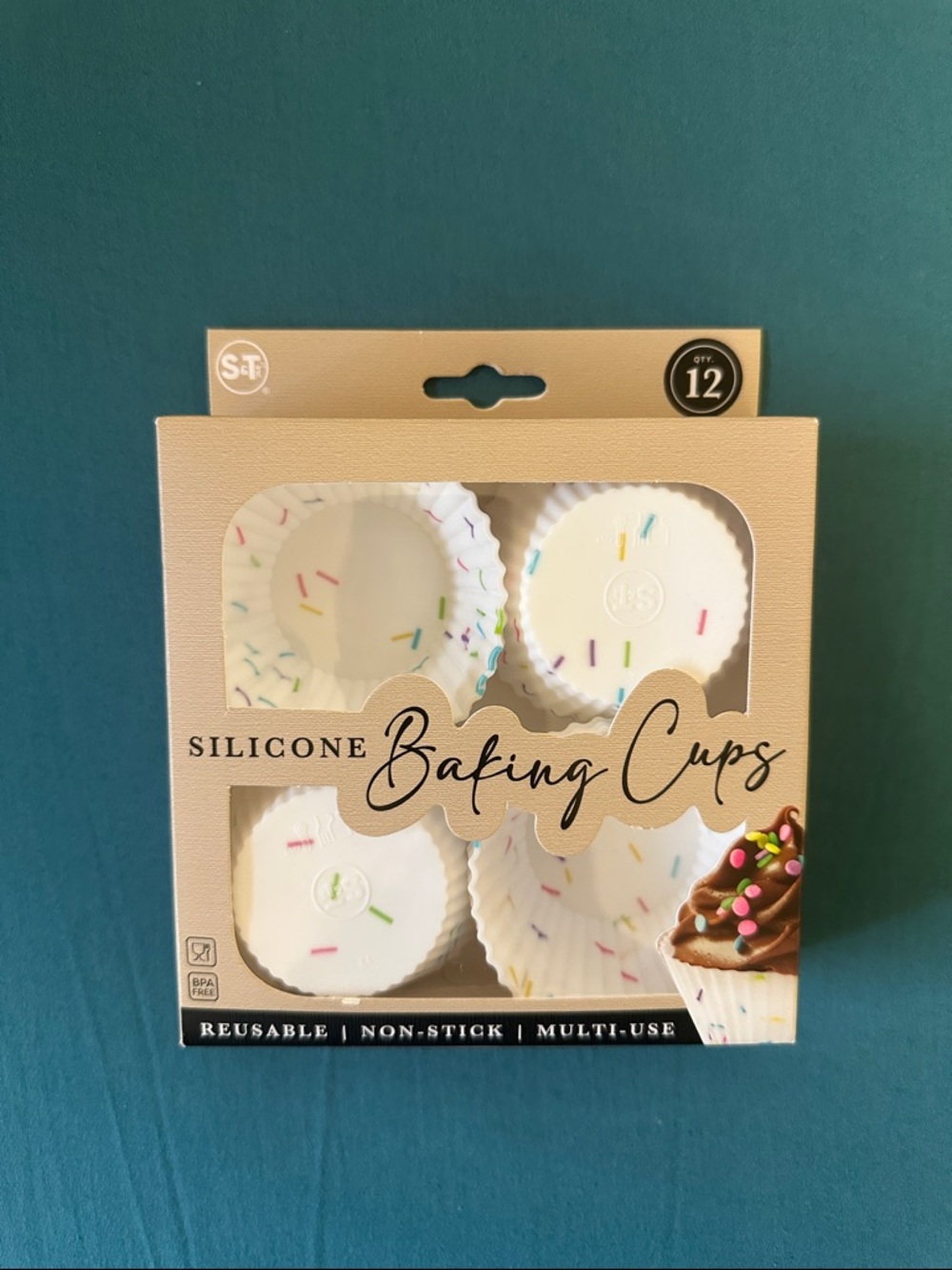 Silicone Baking Cups - White with Multicolor Sprinkles